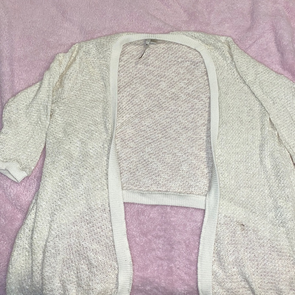 White/Cream colored Over Up (medium-length sleeve)